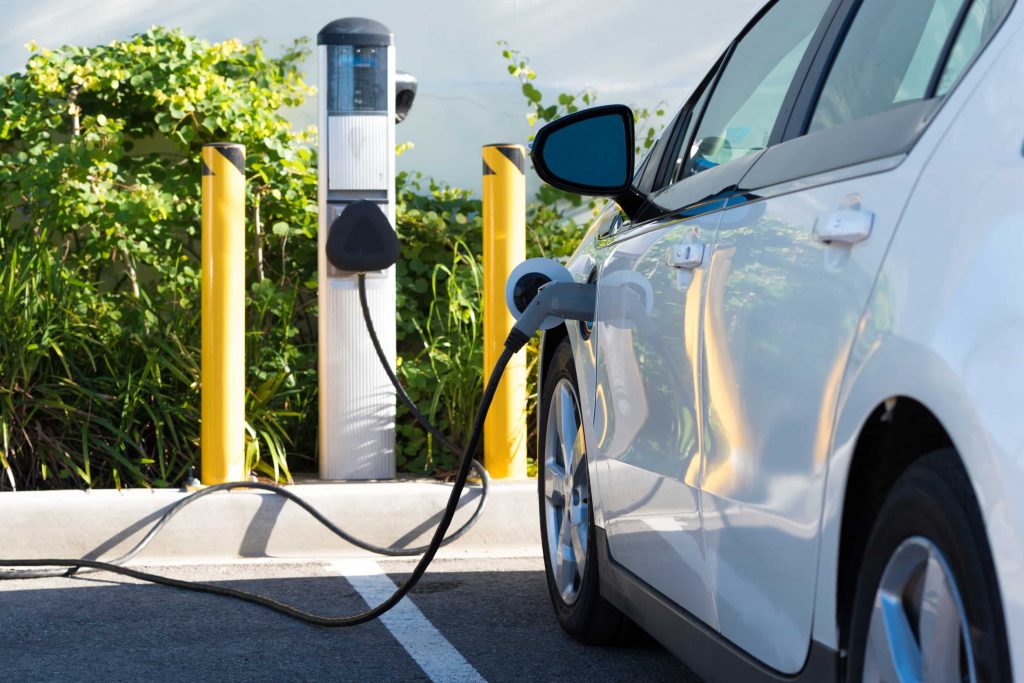 Comment bien choisir une voiture électrique Autogenius Le Guide d Essai et d Achat Automobile